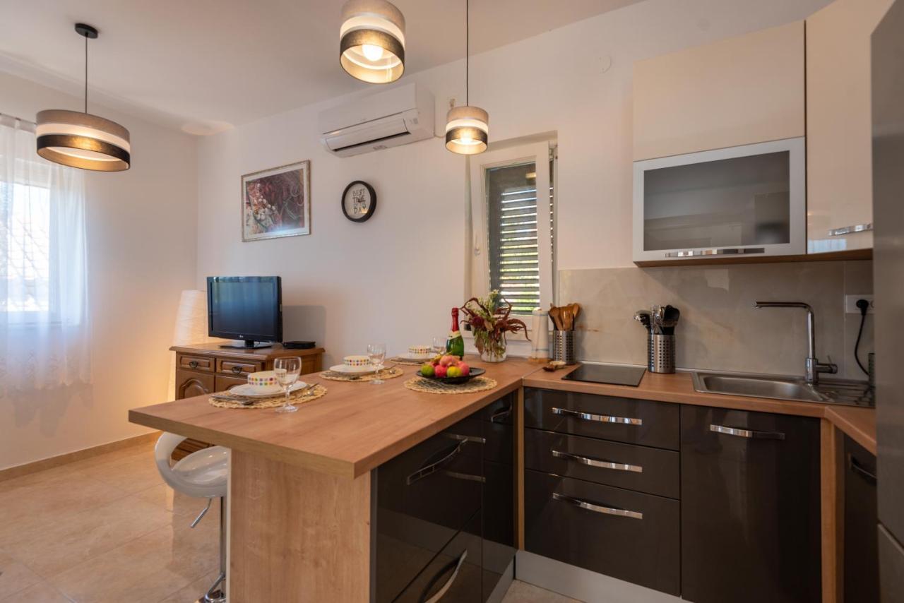 Apartman Tribunj Tribalj エクステリア 写真